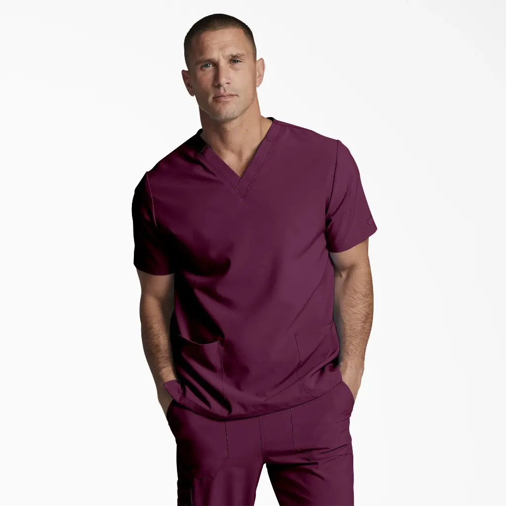 Filipina unisex EDS Essentials V-Neck
